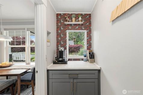 5250 45th Avenue SW Seattle WA 98136