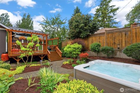 5250 45th Avenue SW Seattle WA 98136