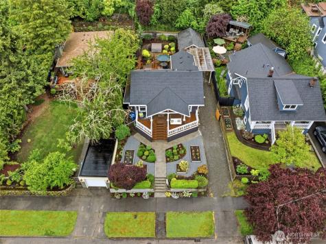 5250 45th Avenue SW Seattle WA 98136