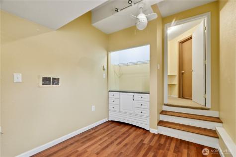 12402 107th Place NE Kirkland WA 98034