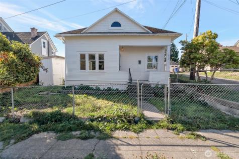 1812 22nd Street Everett WA 98201