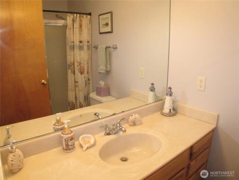 34500 G Street Ocean Park WA 98640