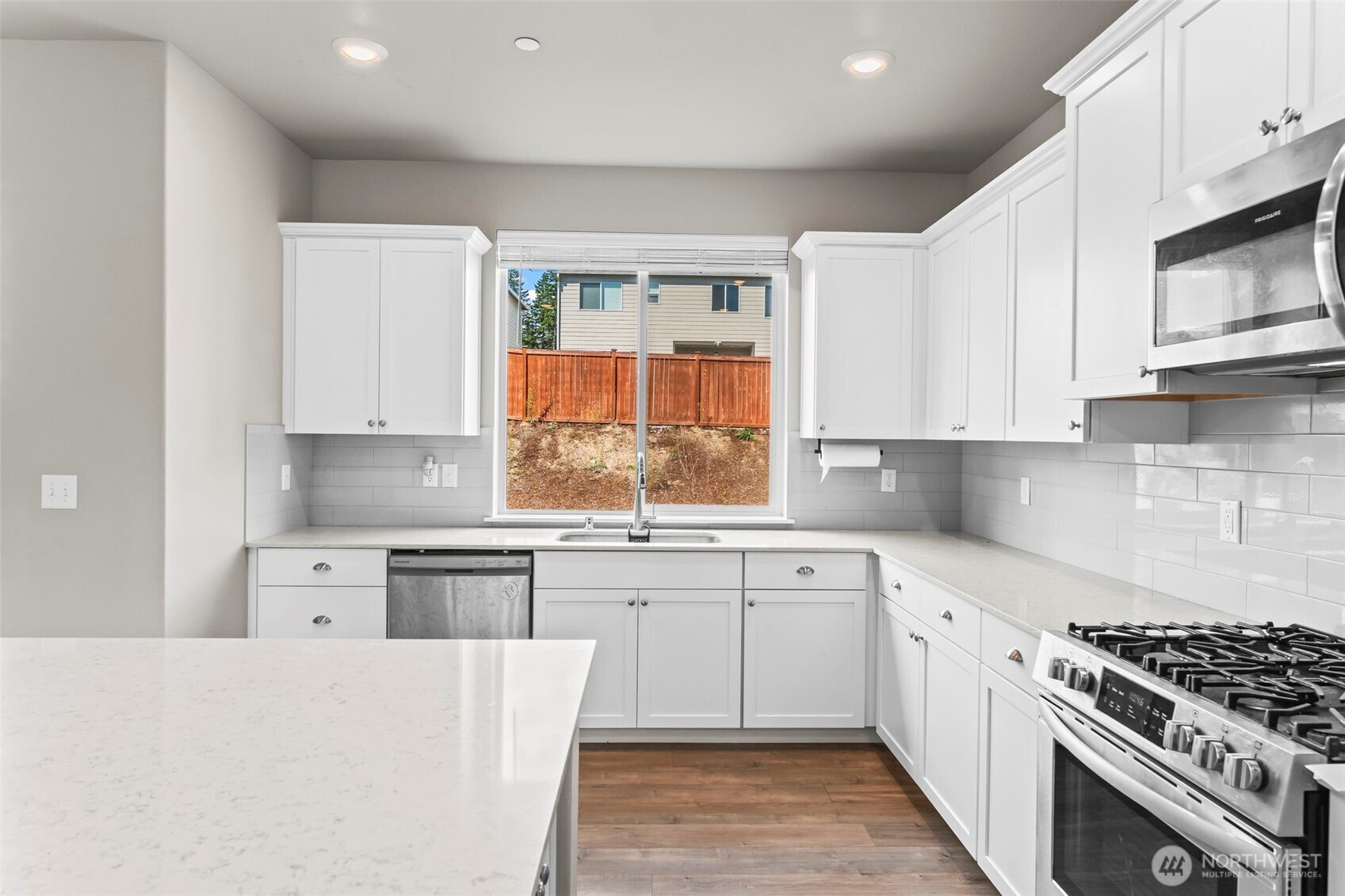 957 Timberline Avenue Bremerton WA 98312
