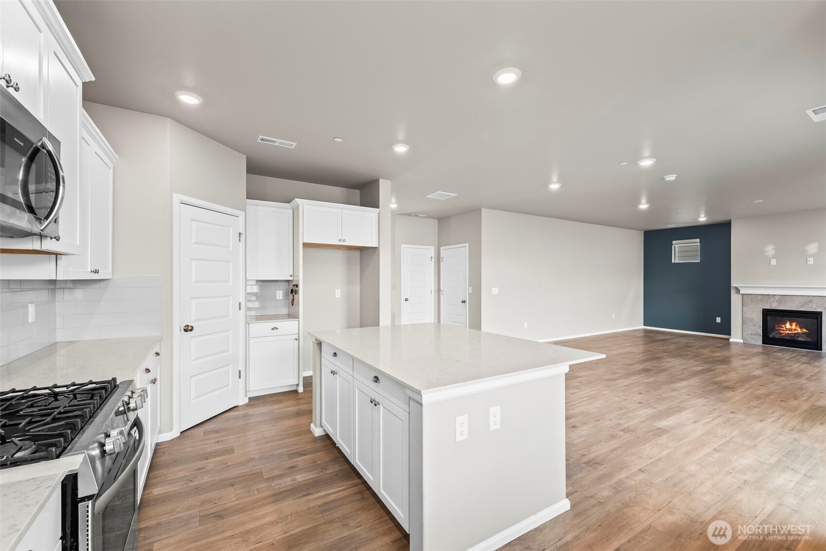 957 Timberline Avenue Bremerton WA 98312