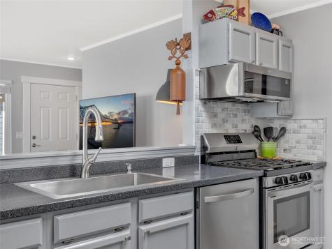 1121 228th Lane Ocean Park WA 98640