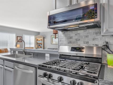 1121 228th Lane Ocean Park WA 98640