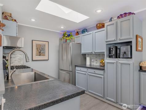 1121 228th Lane Ocean Park WA 98640