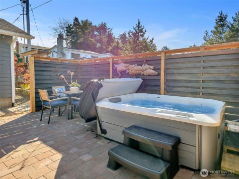 1121 228th Lane Ocean Park WA 98640