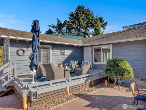 1121 228th Lane Ocean Park WA 98640
