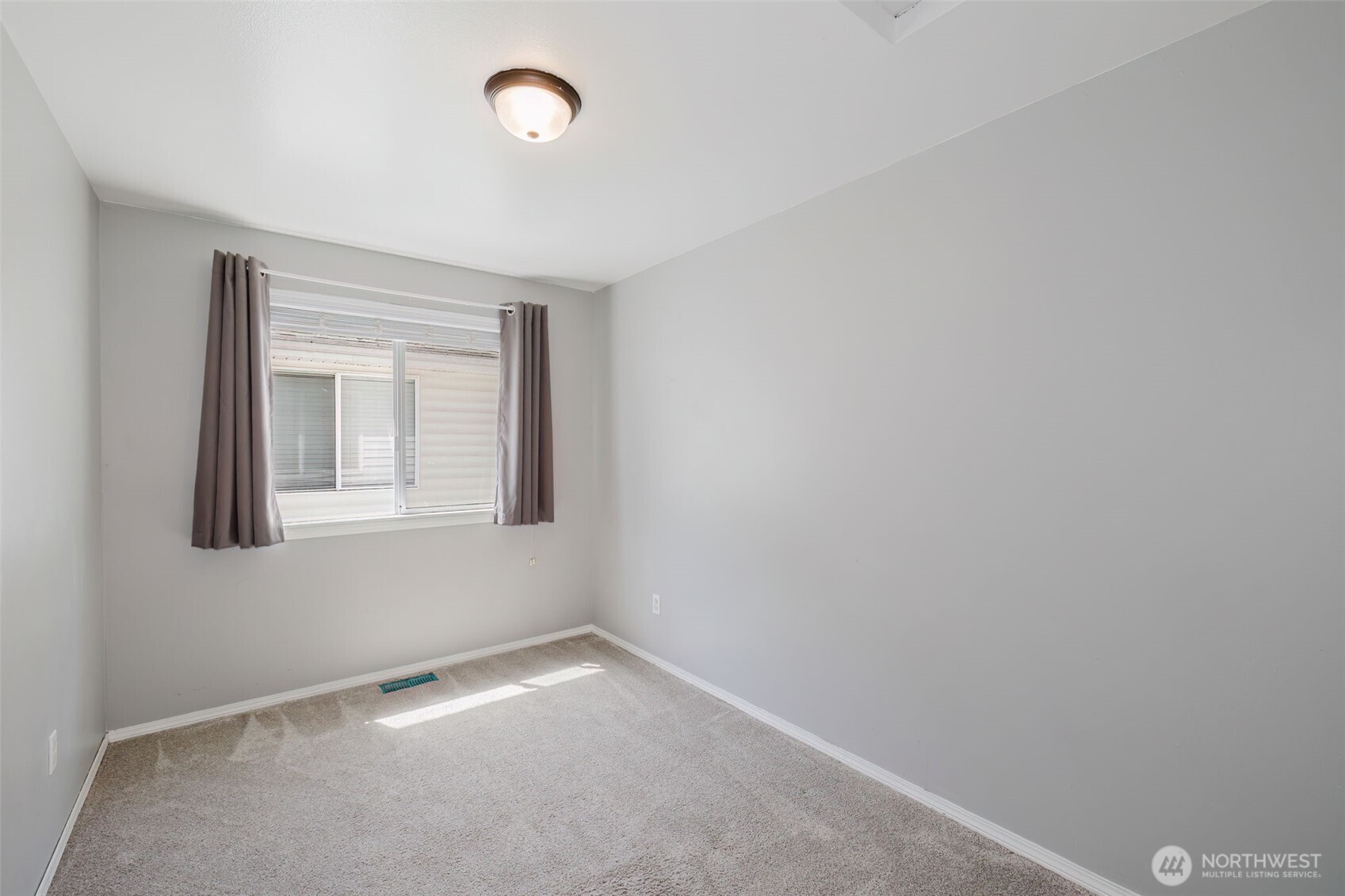 644 Adele Avenue Bremerton WA 98312