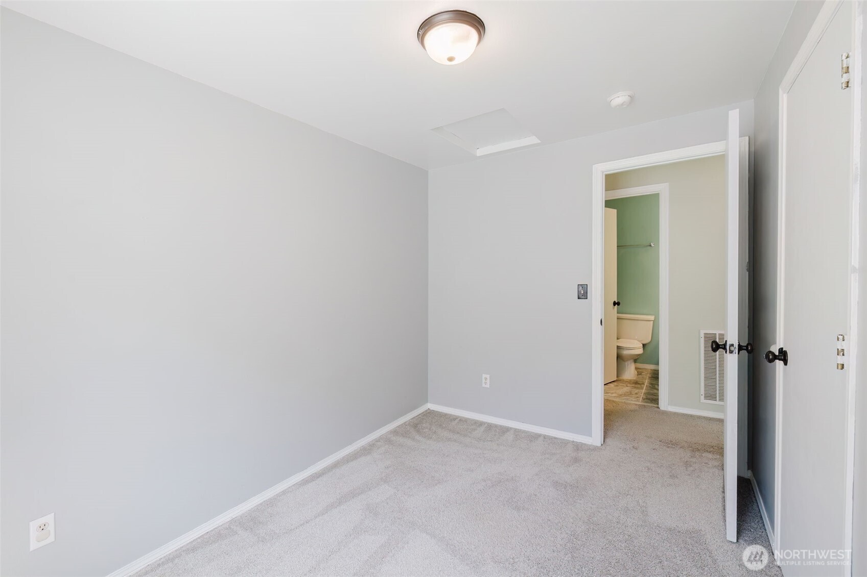 644 Adele Avenue Bremerton WA 98312