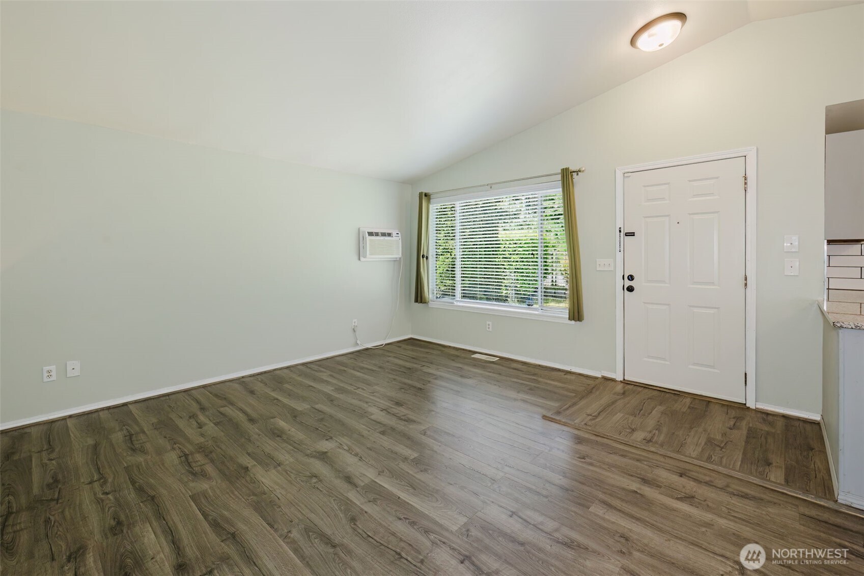 644 Adele Avenue Bremerton WA 98312