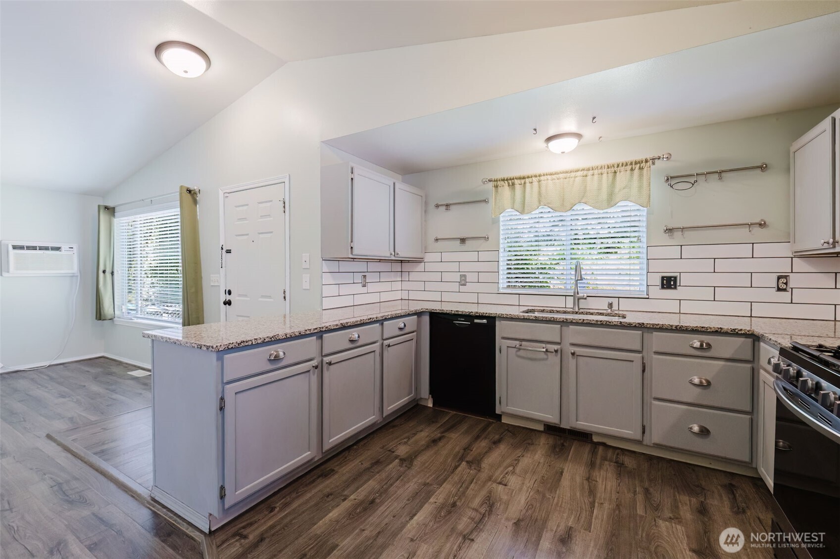 644 Adele Avenue Bremerton WA 98312