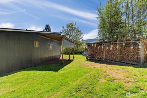 865 E Valley Road Skamokawa WA 98647