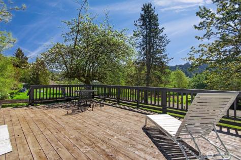 865 E Valley Road Skamokawa WA 98647