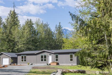 1344 Ripplebrook Drive Port Angeles WA 98362