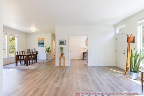 1344 Ripplebrook Drive Port Angeles WA 98362