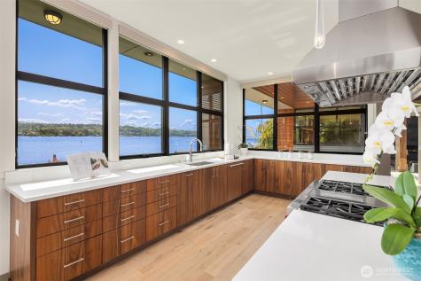 3840 E Mercer Way Mercer Island WA 98040