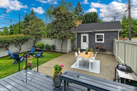 5761 35th Avenue NE Seattle WA 98105