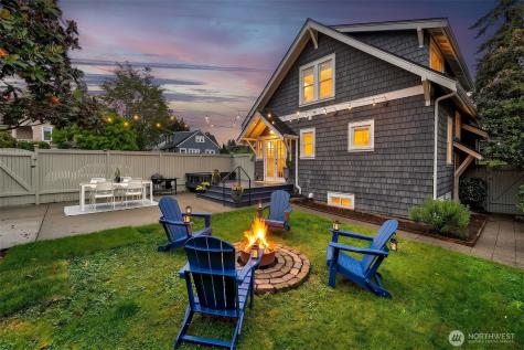 5761 35th Avenue NE Seattle WA 98105