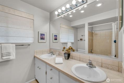 5003 125th Avenue SE Bellevue WA 98006