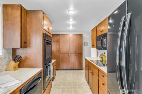 5003 125th Avenue SE Bellevue WA 98006