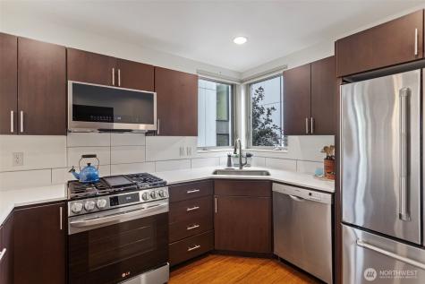 3028 61st Avenue SW Seattle WA 98116
