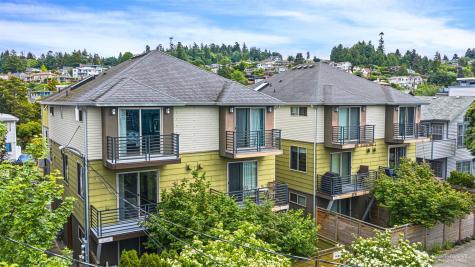 3028 61st Avenue SW Seattle WA 98116