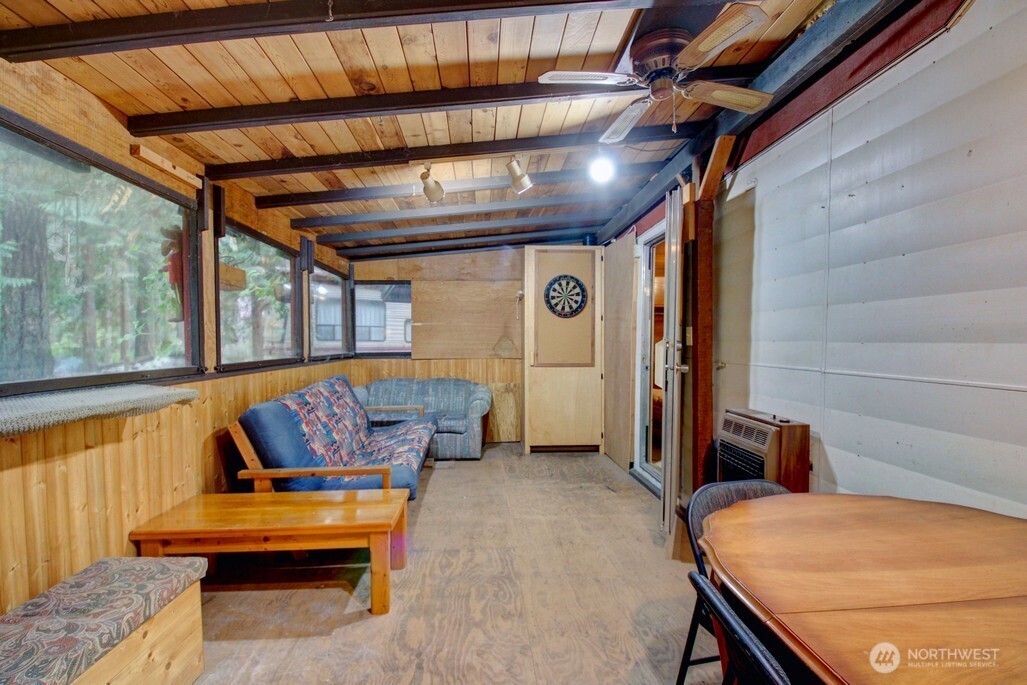 89 Sunset Circle Deming WA 98244