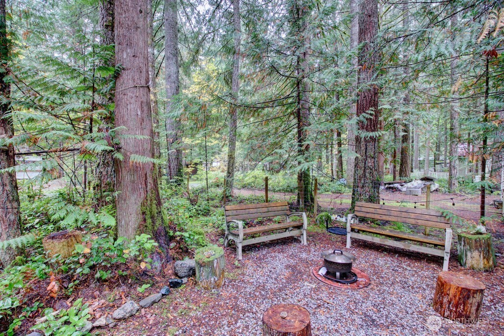 89 Sunset Circle Deming WA 98244