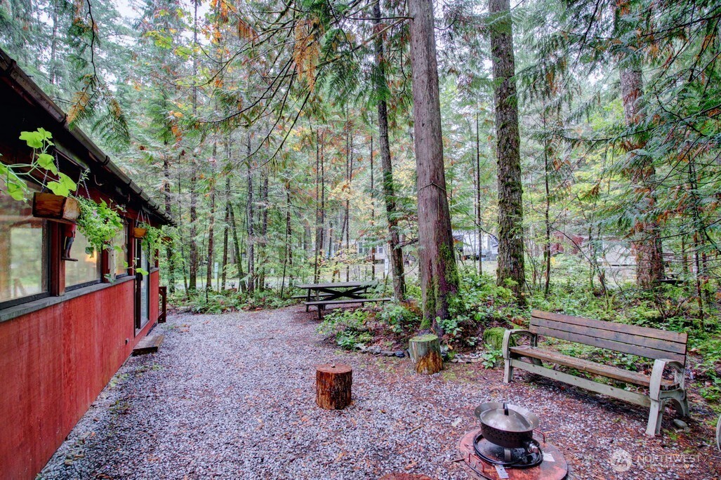 89 Sunset Circle Deming WA 98244
