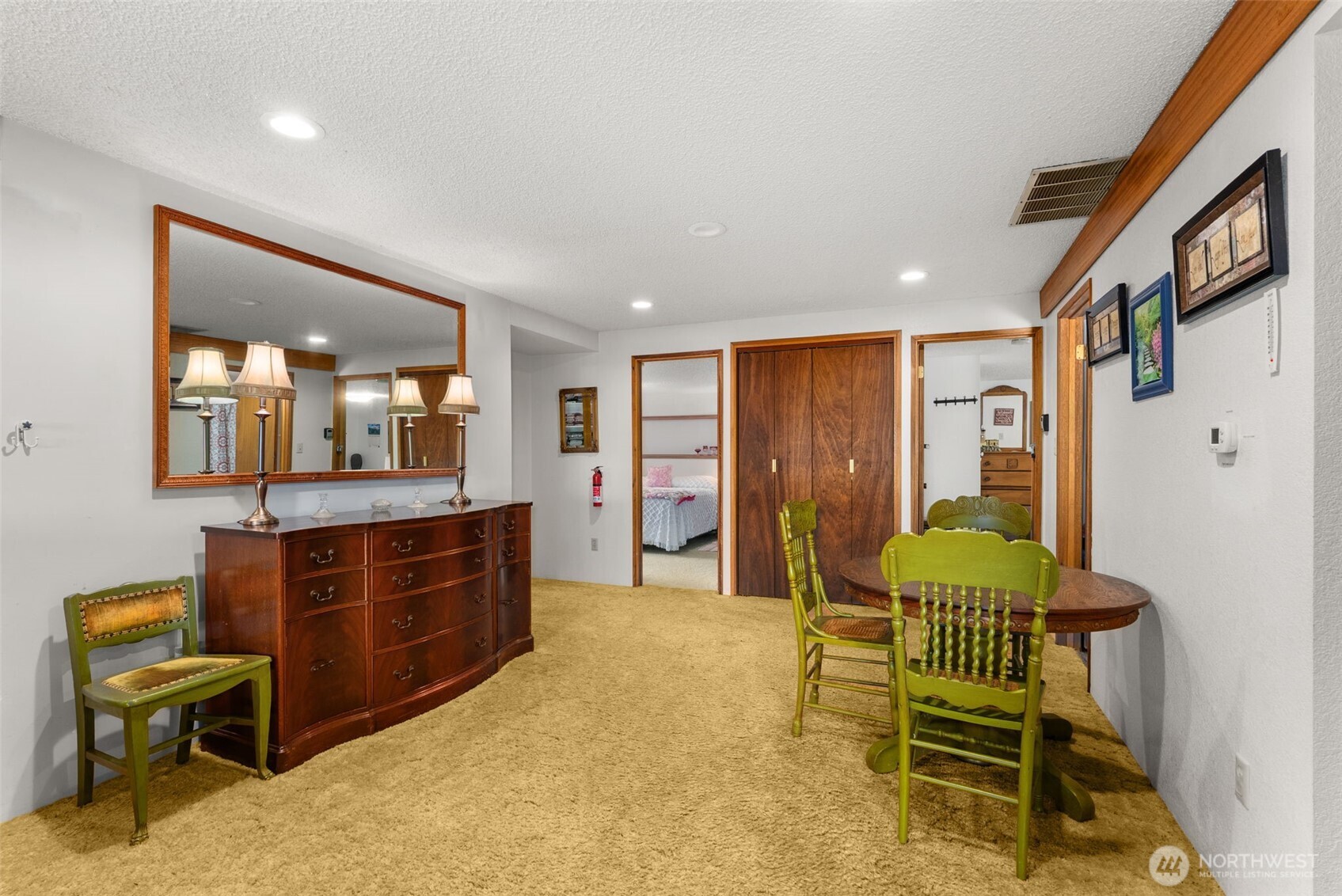 431 B Street South Bend WA 98586