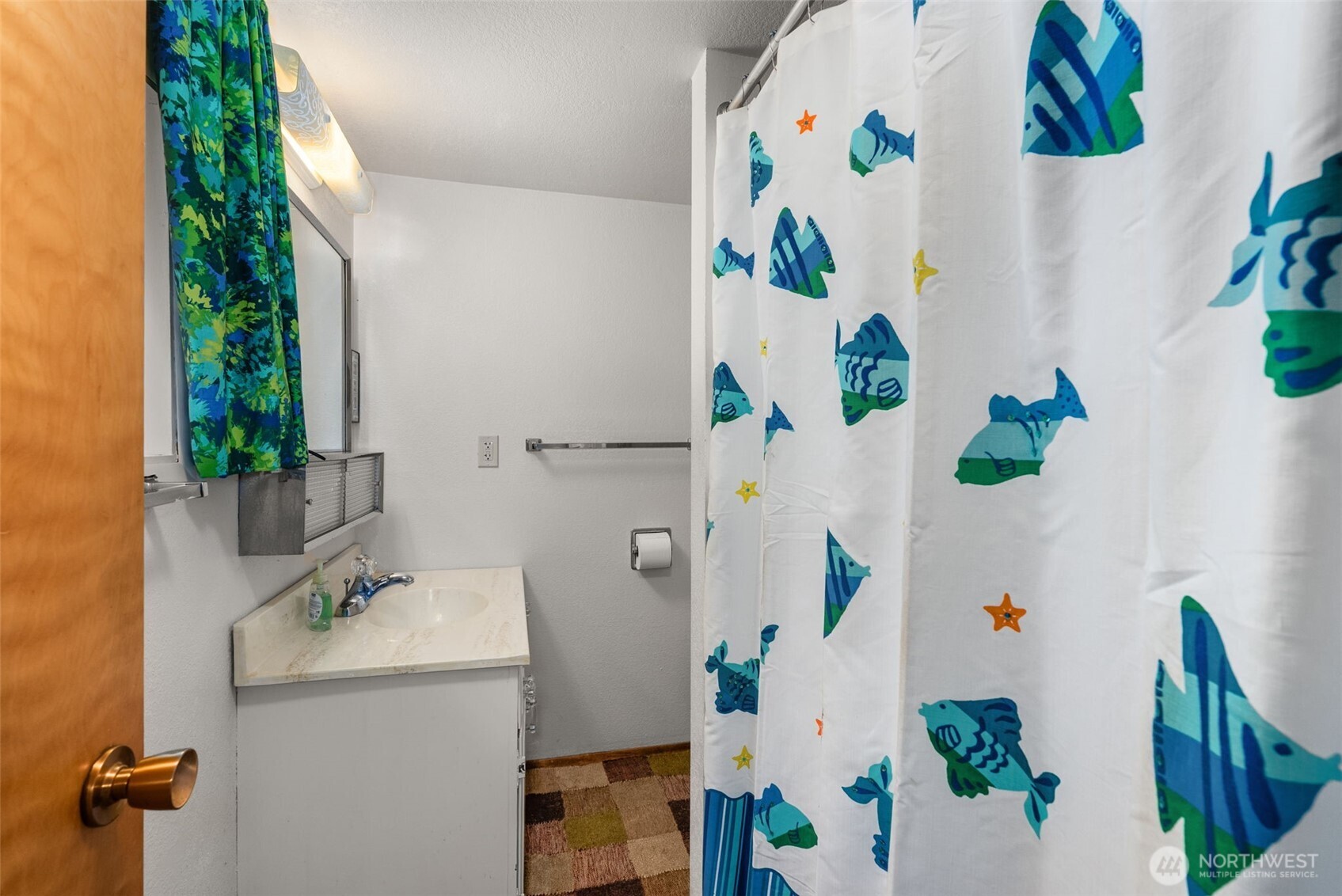 431 B Street South Bend WA 98586