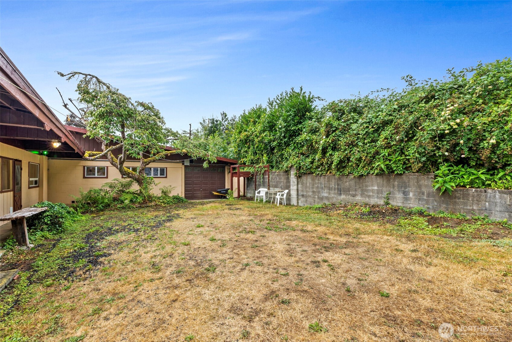 431 B Street South Bend WA 98586