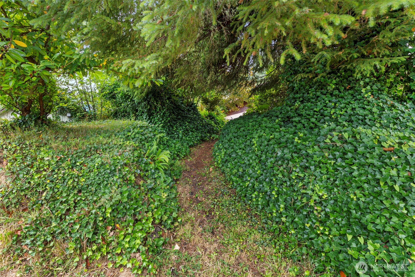 431 B Street South Bend WA 98586