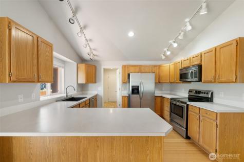 6457 Crossing Place SW Port Orchard WA 98367