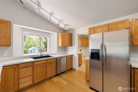 6457 Crossing Place SW Port Orchard WA 98367