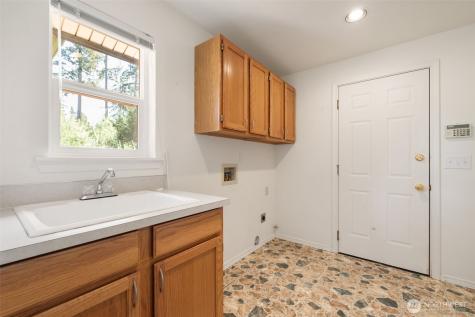 6457 Crossing Place SW Port Orchard WA 98367