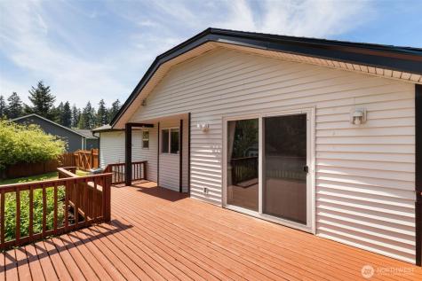 6457 Crossing Place SW Port Orchard WA 98367