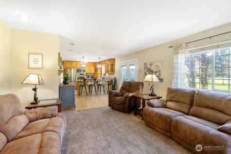 34 S Mountain View Lane Elma WA 98541