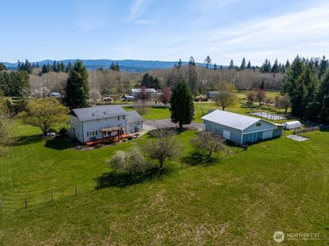 34 S Mountain View Lane Elma WA 98541