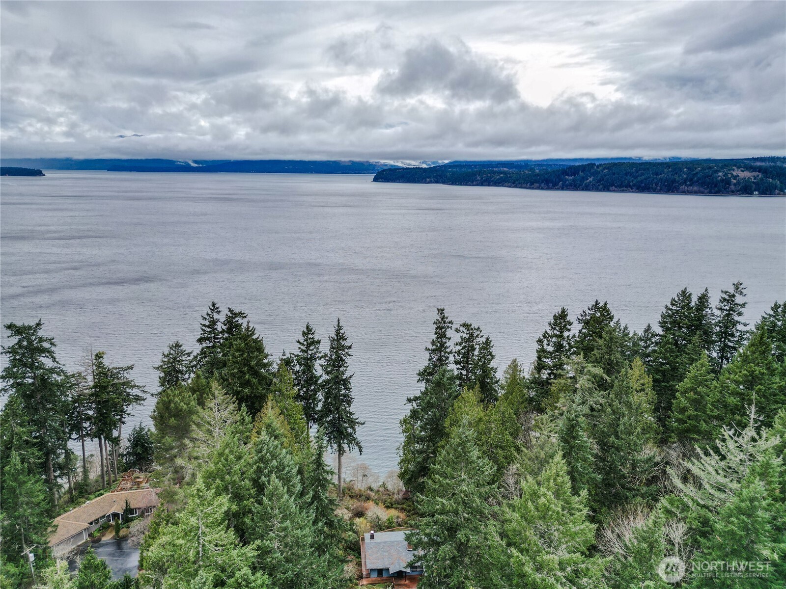 7418 NW Ioka Drive Silverdale WA 98383