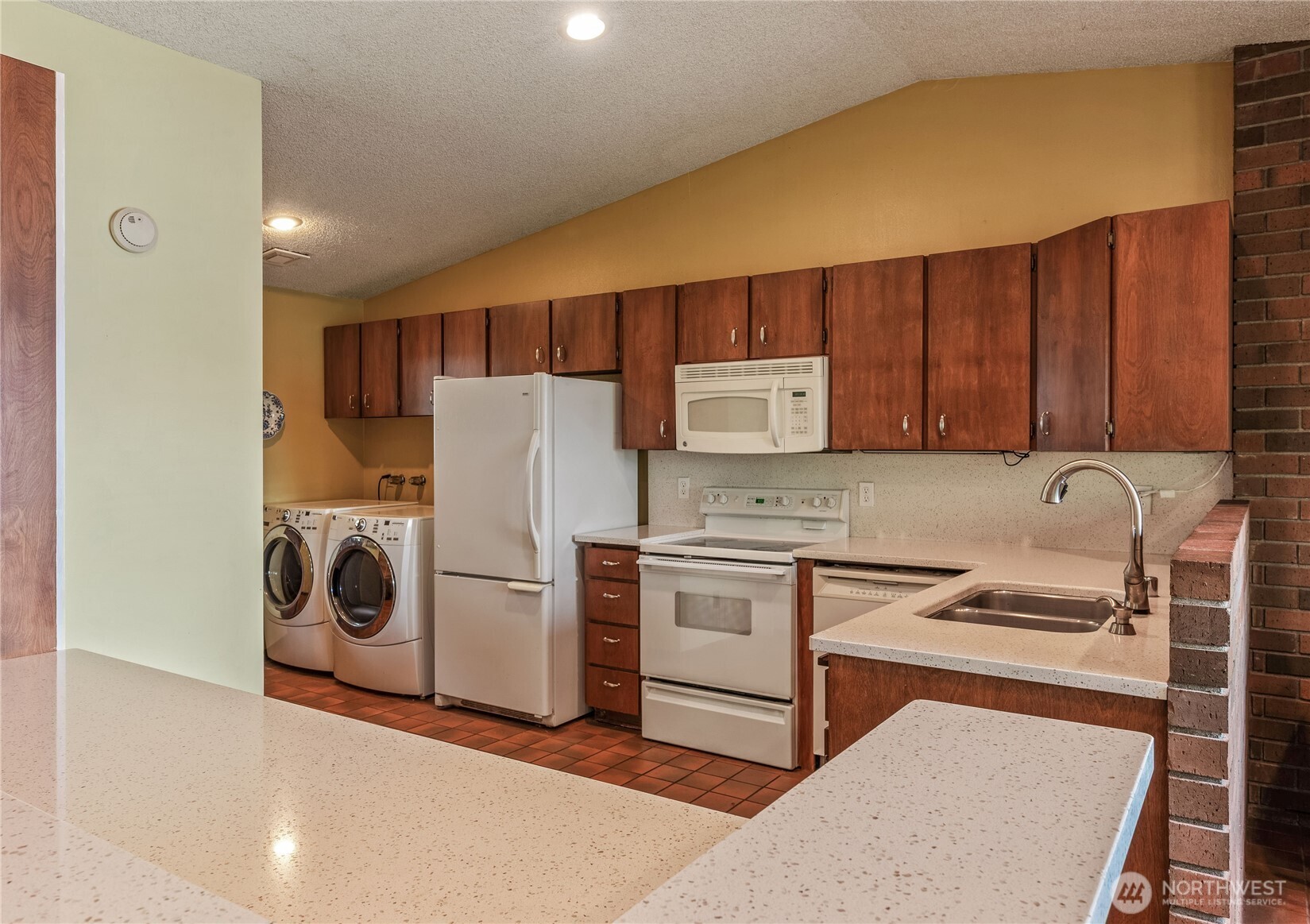 7418 NW Ioka Drive Silverdale WA 98383