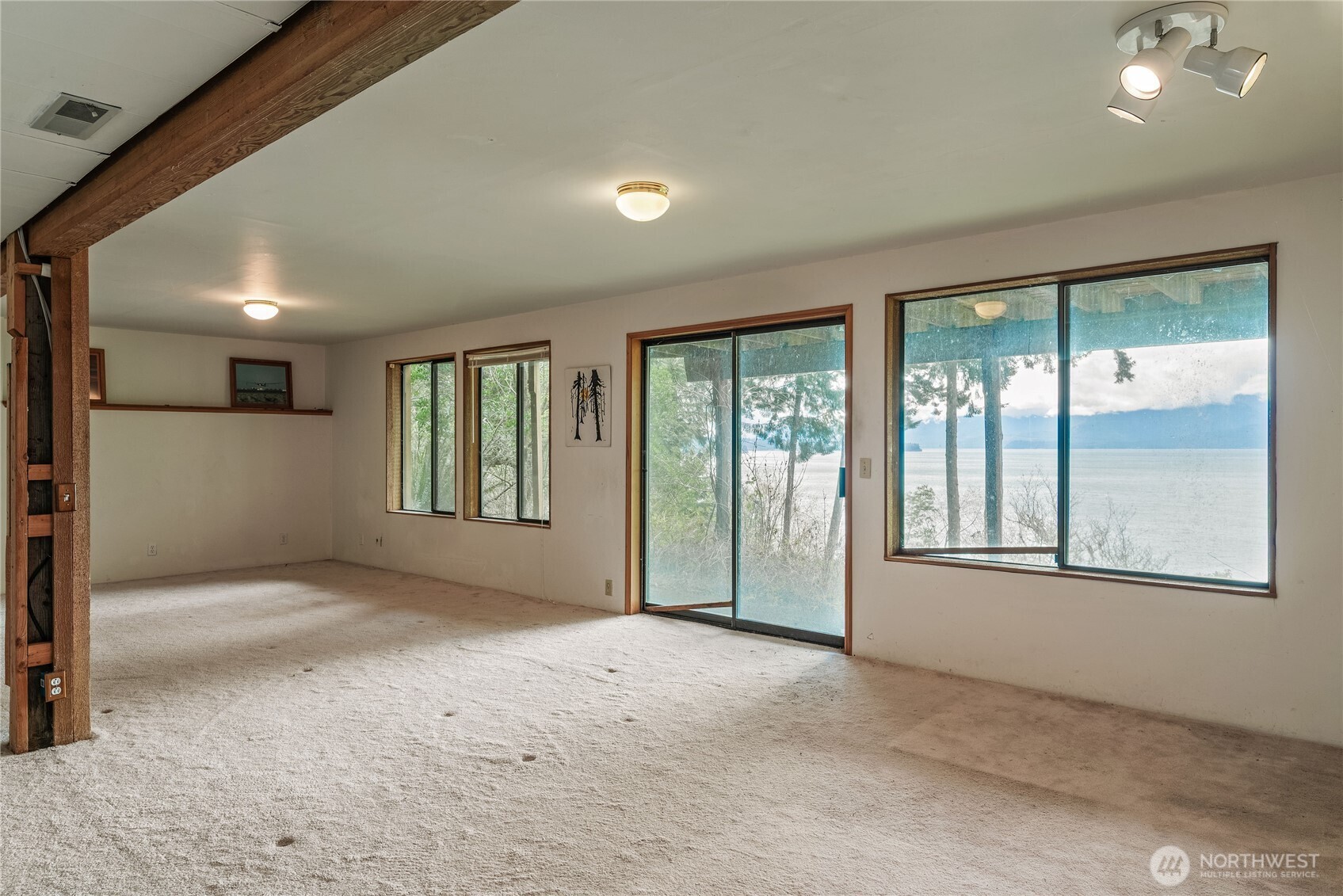 7418 NW Ioka Drive Silverdale WA 98383