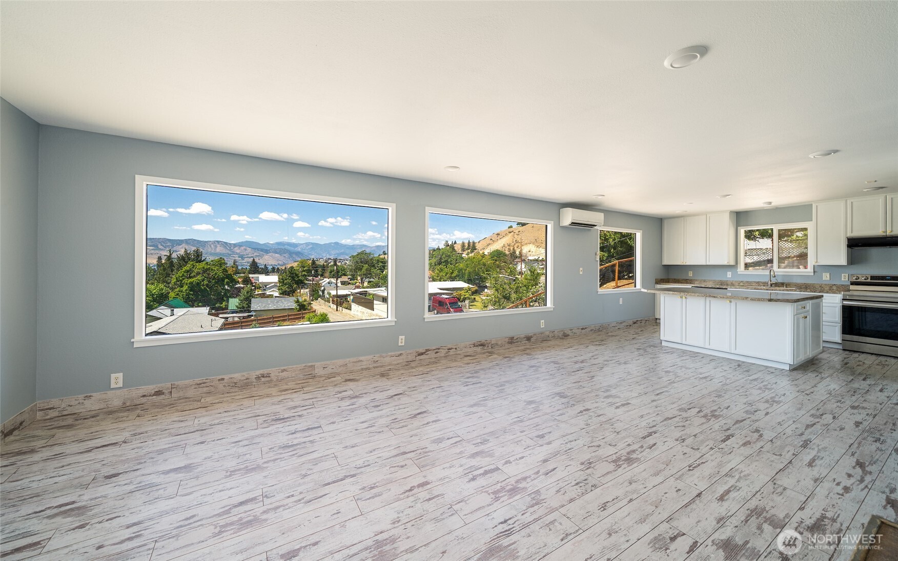 505 N Navarre Street Chelan WA 98816