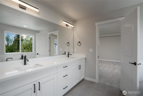 2425 SW Ridgeway Drive Oak Harbor WA 98277