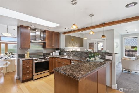 6006 105th Avenue NE Kirkland WA 98033