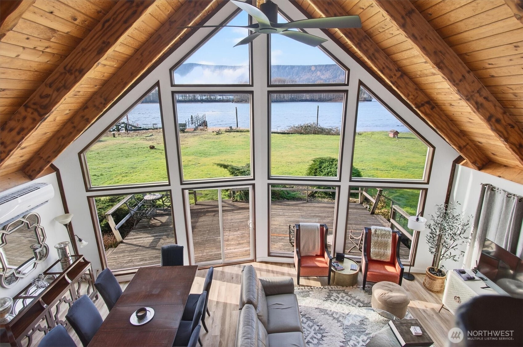301 W Sunny Sands Cathlamet WA 98612