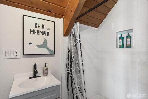 301 W Sunny Sands Cathlamet WA 98612