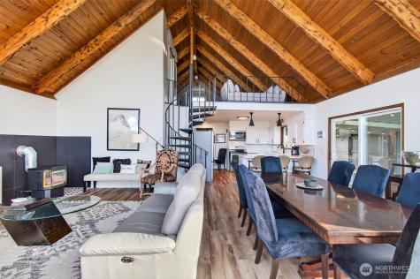 301 W Sunny Sands Cathlamet WA 98612